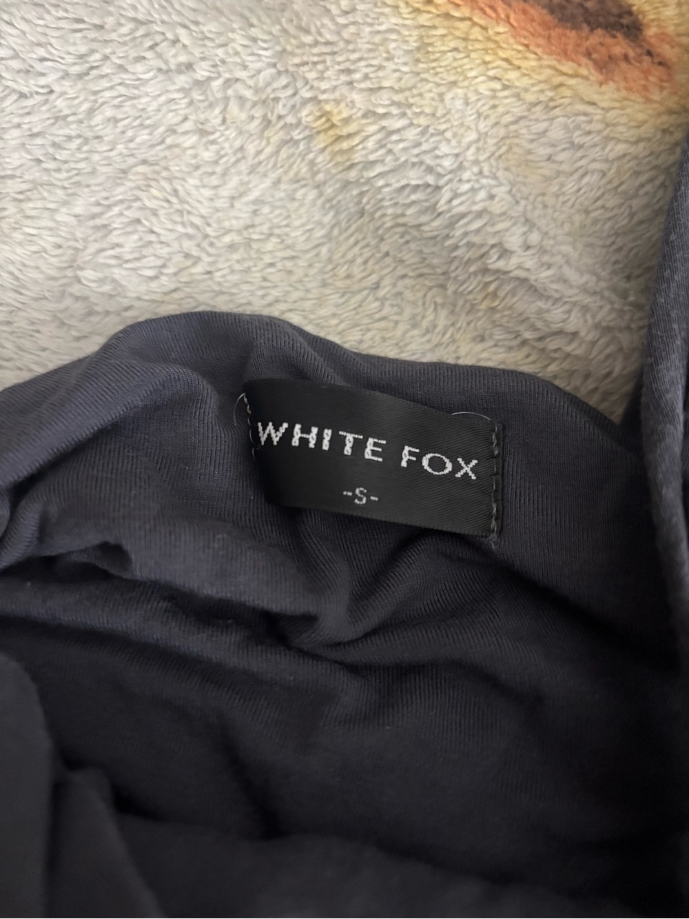 White fox ruched front tank top - Picture 5 of 5